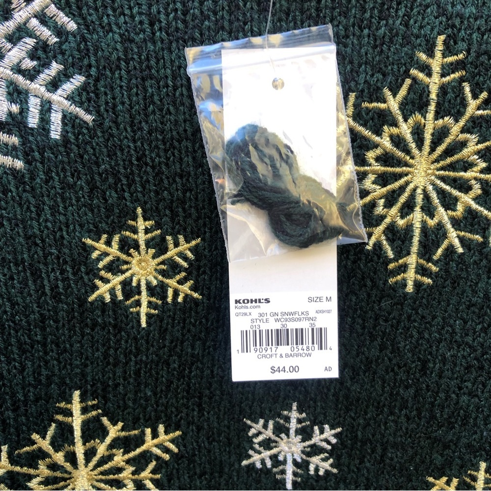 Snowflake Print Sweater - Picture 3 of 4